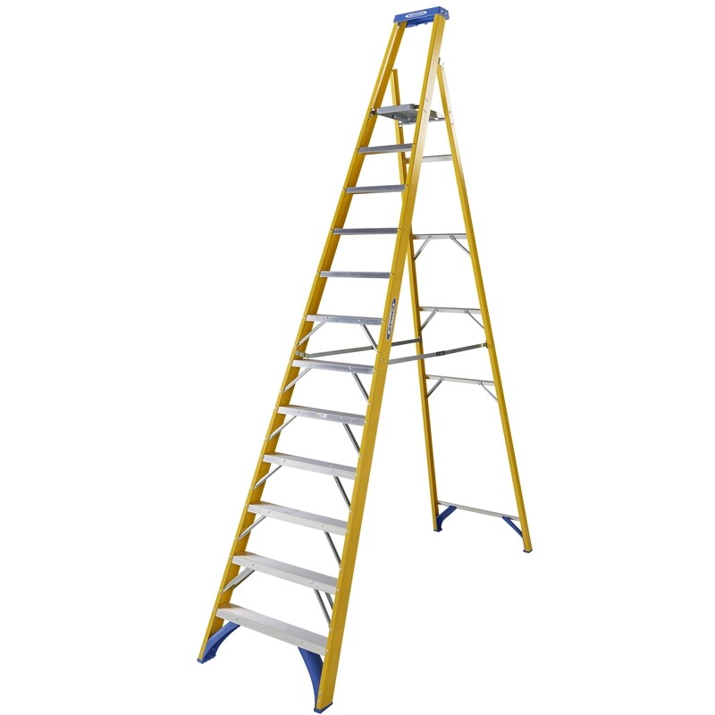 WERNER FIBREGLASS PLATFORM STEPLADDER 12 TREAD