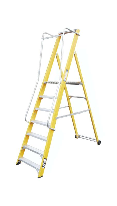 LYTE FIBREGLASS WIDE PLATFORM STEPLADDER 7 TREAD