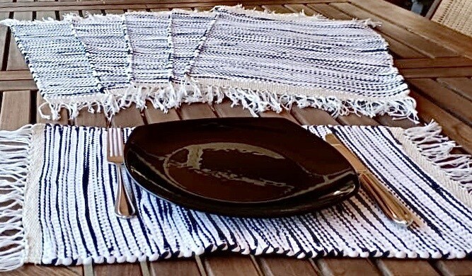 Set of 6 Woven Rags Placemats ( 2 Twin Colors ) / 35*45 cm /  طقم سفرة قماش ٦ قطع ( ٢ لون مزدوج )