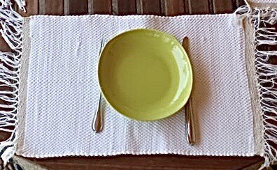 Set of 6 Woven Rags Placemats ( Plain)/ 35*45 cm / طقم سفرة قماش منسوج ٦ قطع ( لون سادة )