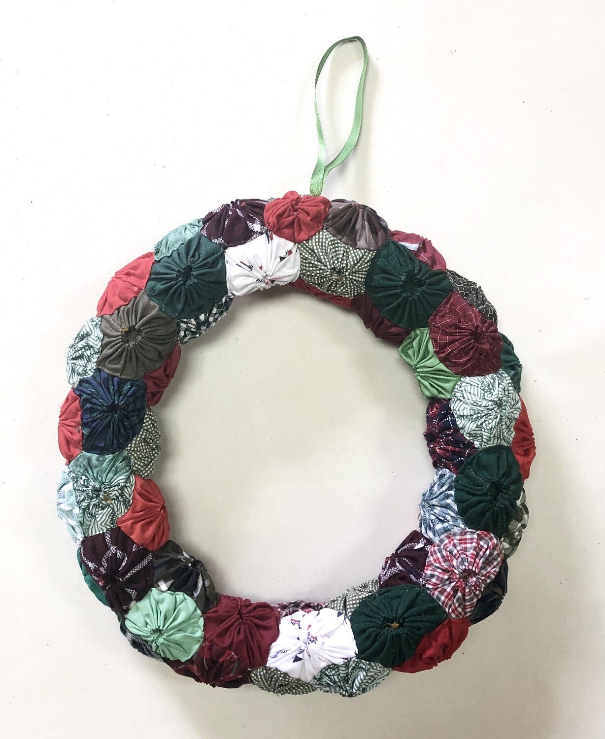 Fabric Wreath /  26 cm / اكليل من القماش