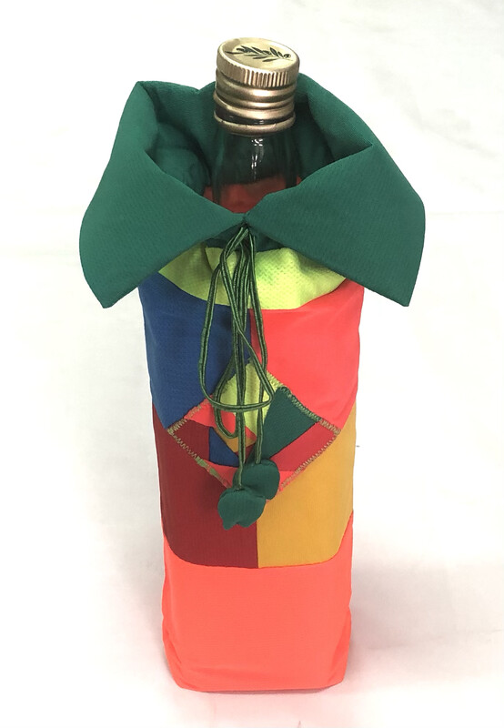 Patchwork Bottle Holder / 15*35 cm / غلاف زجاجة قصاقيص قماش