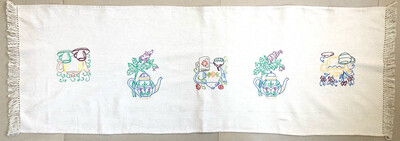 Hand Embroidered Table Runner / 50*140 cm / مفرش مطرز يدويا