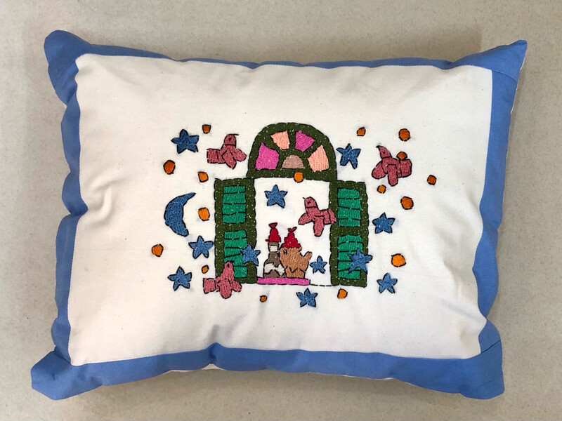 Embroidered cushion With Filling ( Window ) / 35*45 cm  / خددية تطريز بالحشو ( شباك )