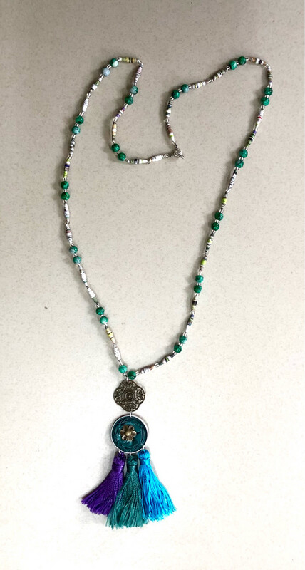 Long Magazines Paper Beads With Nespresso Pendant / 50 cm / سلسلة طويلة من الخرز الورقي ( المجلات ) مع دلاية نسبرسو