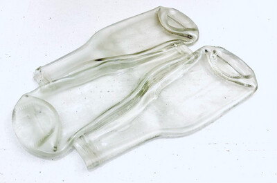 3 Clear Bottles / ٣ زجاجات شفافة