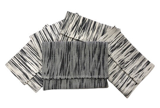 Woven Laptop Sleeve - Fabric With Video Taps / 27-30*37-40 cm / حافظة لابتوب من قماش منسوج مع شرائط الڤيديو
