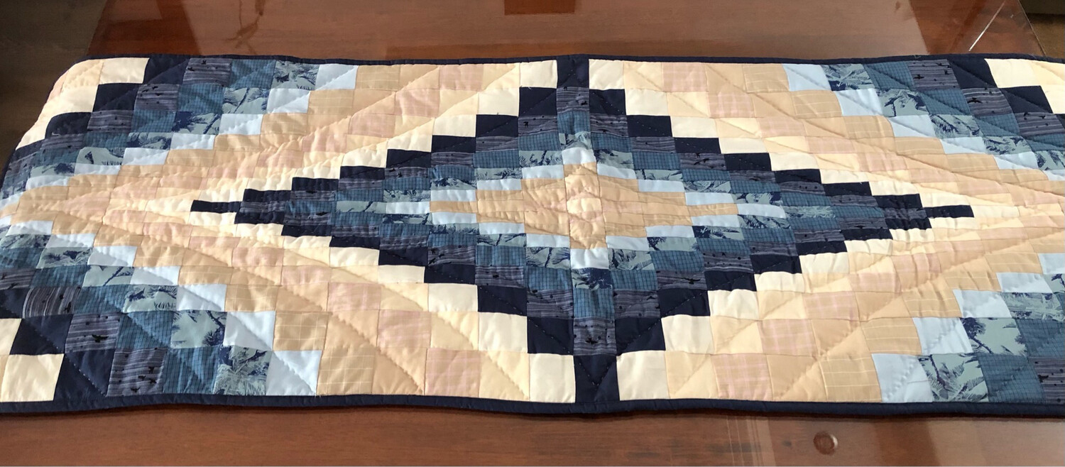 Quilted Table Runner / 55*150 cm / مفرش سفرة مبطن