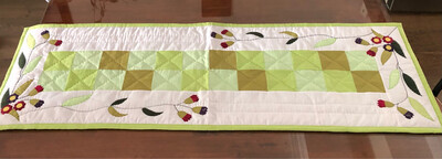 Quilted Table Runner / 50*145 cm /  مفرش سفرة مبطن