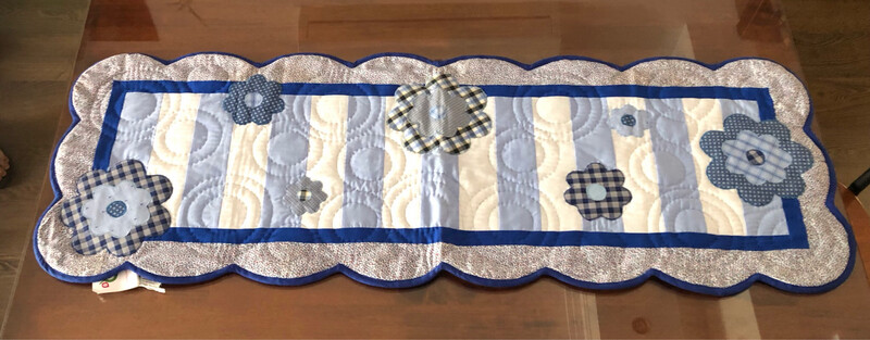 Quilted Table Runner / 50*135 cm / مفرش سفرة مبطن