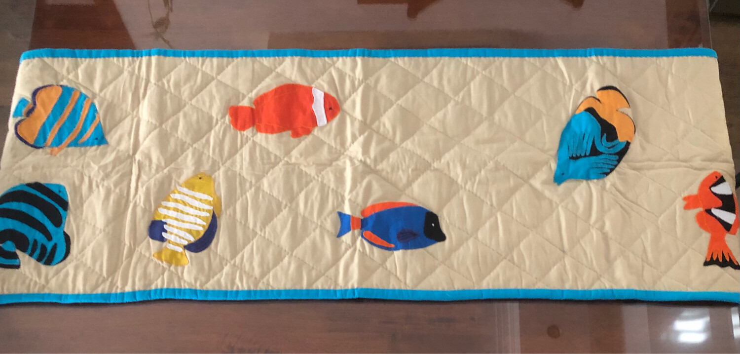 Quilted Table Runner / 50*150 cm / مفرش سفرة مبطن