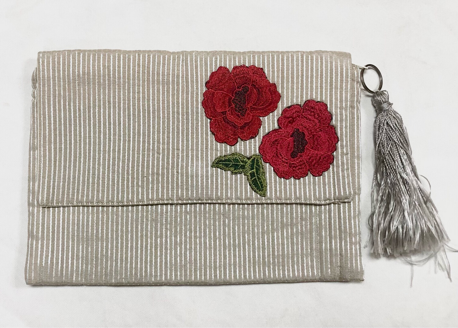 Fabric Clutch Bag With Applique / 20*30 cm / شنطة يد قماش بأبليك