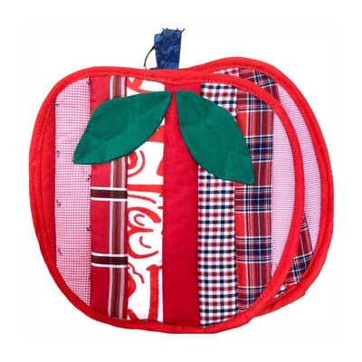 Set Of 2 Potholders ( Apples) / طقم ٢ مساكة مطبخ ( تفاح )