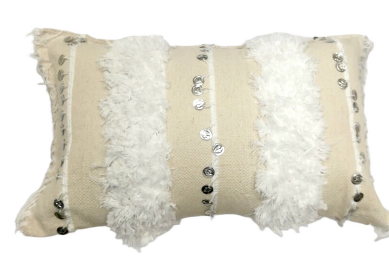 Thread Cushion With Filling / 40*60 cm / خددية خيوط بالحشو