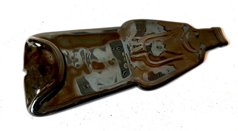 Flat Bottle / زجاجة مسطحة