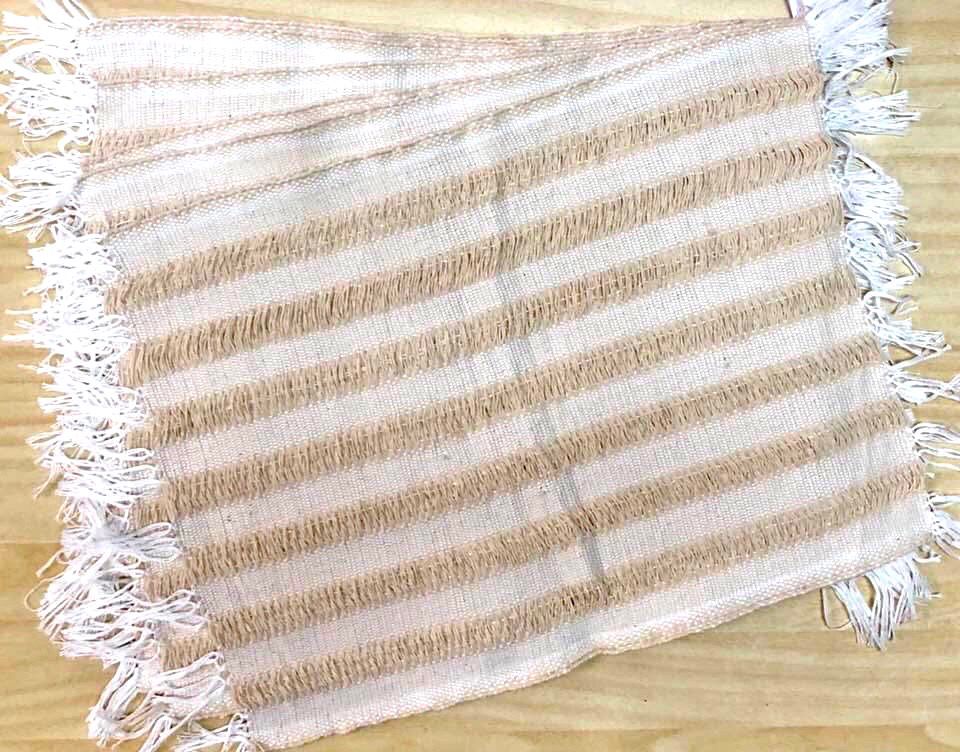 Set of 6 Woven Thread Placemats ( Diana )/ 35*45 cm /  (ديانا) طقم سفرة خيوط منسوجة ٦ قطع