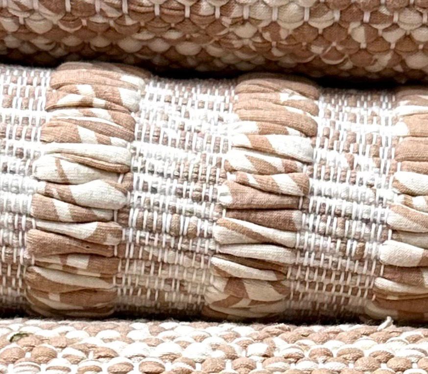 Set of 6 Woven Thread &amp; Rags Placemats ( Diana - Patterned )/ 35*45 cm /  ( ديانا - منقوش) طقم سفرة قماش منسوج ٦ قطع