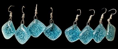 Square Glass Earring / حلق زجاج مربع