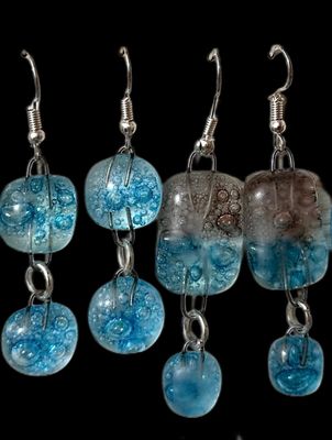 2 Pieces Glass Earring / حلق زجاج جزئين