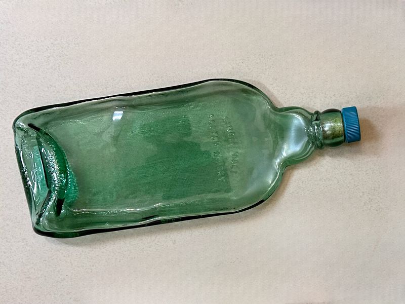 Green Colored Bottle / زجاجة خضراء ملونة