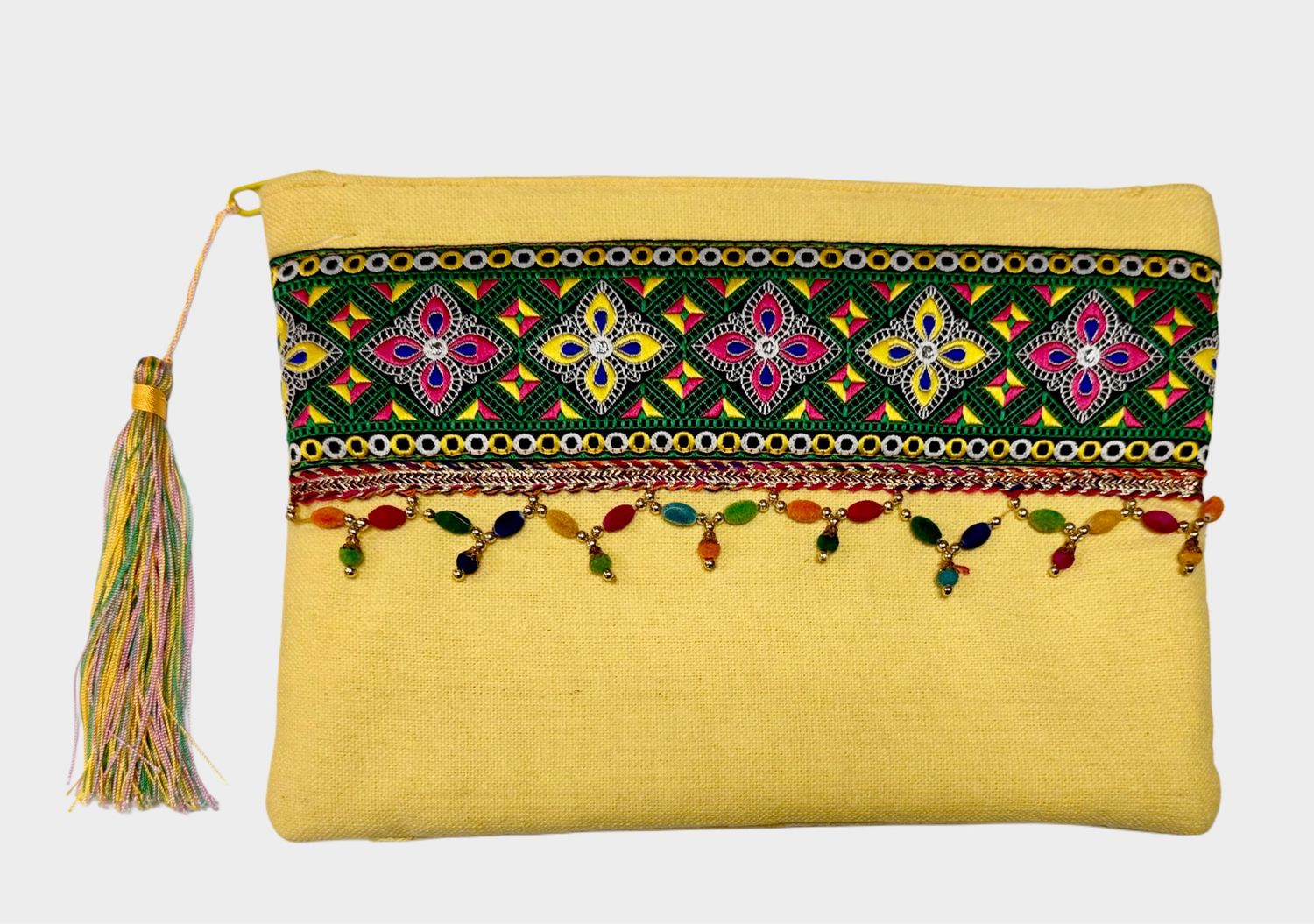 Braided Clutch Bag / 20*30 cm /  شنطة يد بجالون