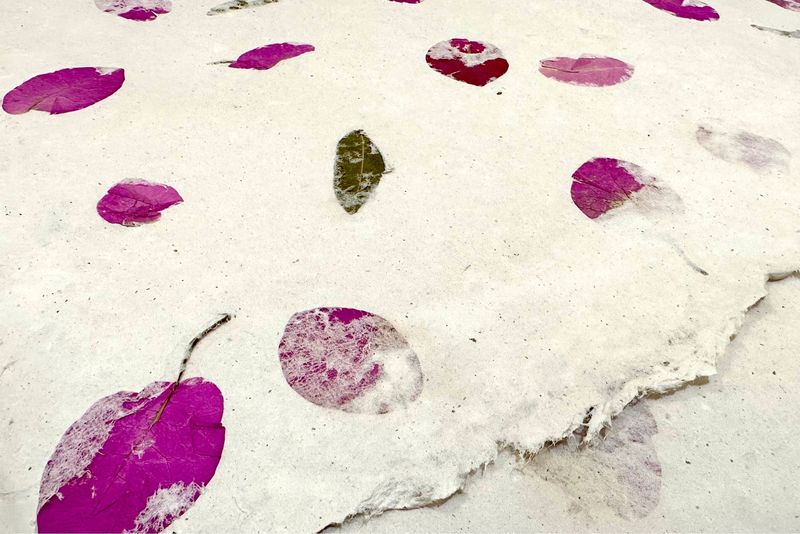 Cotton Paper With Flower / 40*60 cm / ورق قطني بالورد