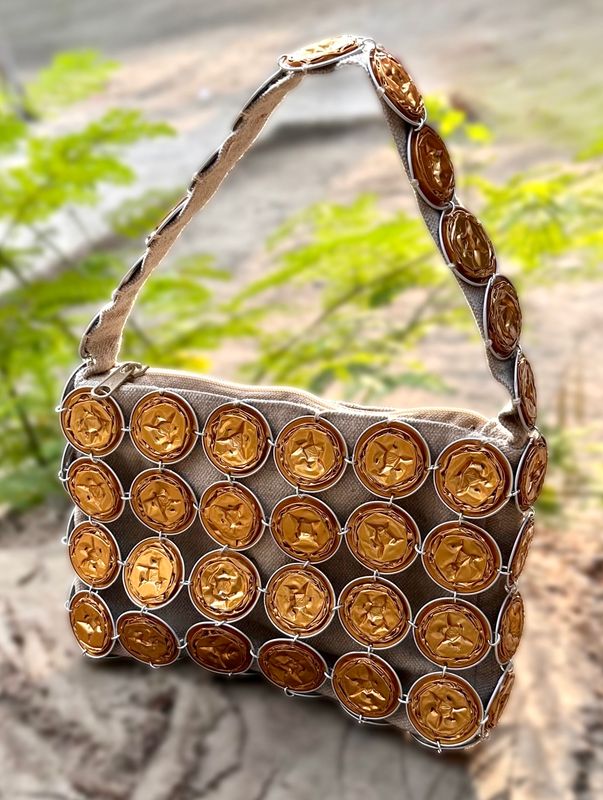 Golden Nespresso Handbag - Different Tones / 15*20 cm / شنطة نسبرسو ذهبية - درجات مختلفة