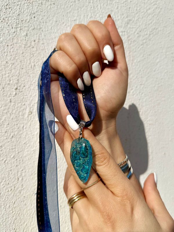 Glass Pendent / دلاية زجاج