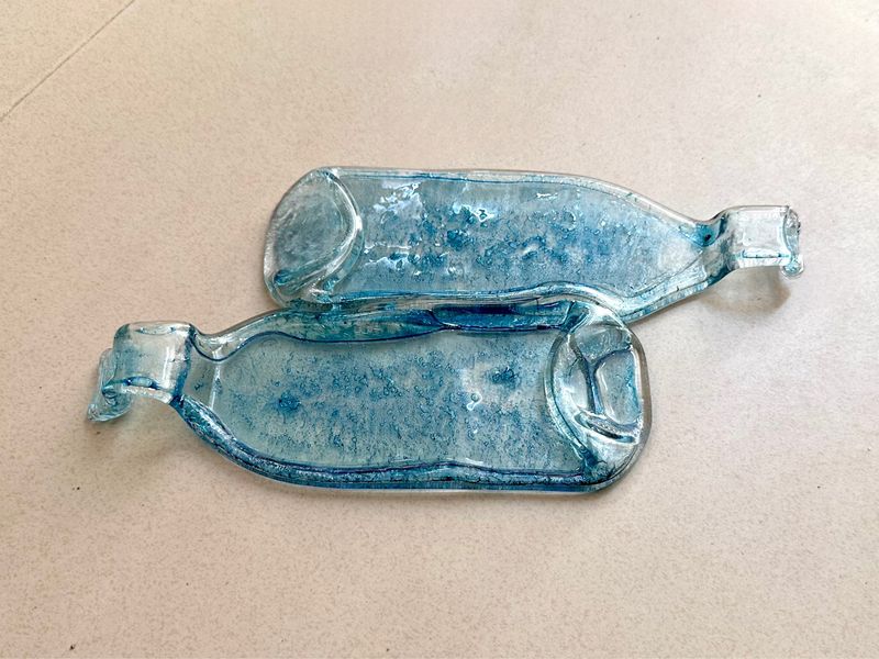 2 Colored Blue Bottles / ٢ زجاجة ملونة زرقاء