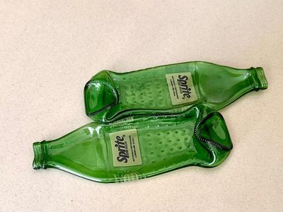 2 Sprite Bottles / ٢ زجاجة سبرايت