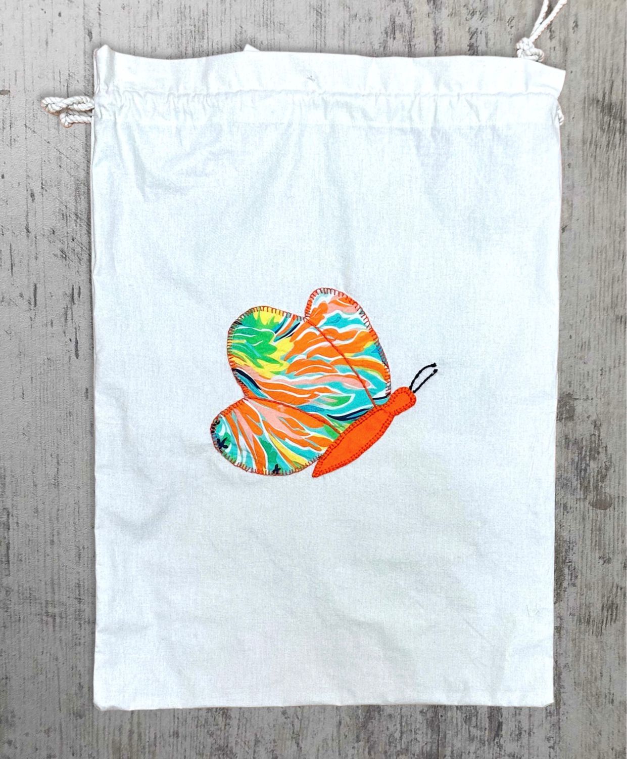 Small Items Pouch With Applique / 35*50 cm / كيس متعلقات صغيرة بأبليك