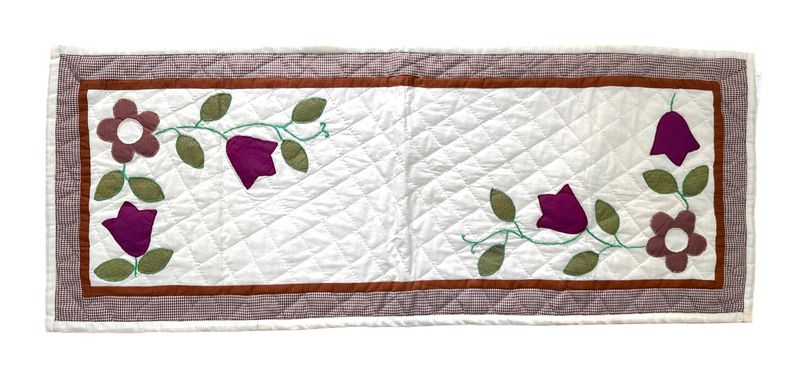 Quilted Table Runner / 55*140 cm / مفرش سفرة مبطن