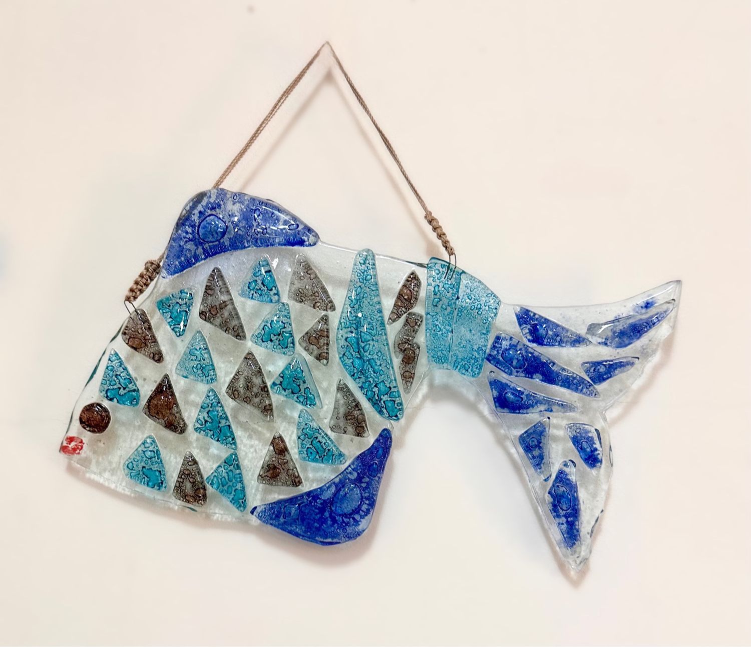 Blue Glass Fish / 22*26 cm / سمكة زجاجية زرقاء