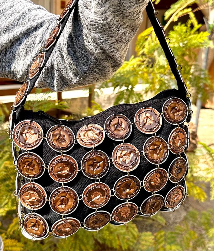 Different Tones Of Beige and Brown Nespresso Handbag / 15*20 cm / شنطة نسبرسو بدرجات مختلفة من البيچ والبني