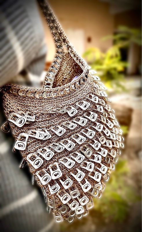 One Opening Can Tap Bag / 23*27 cm / شنطة كانز بفتحة واحدة