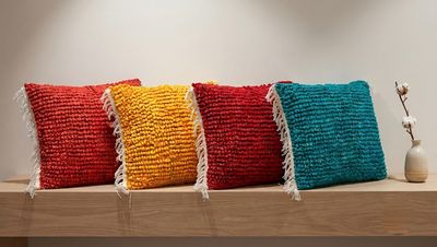 Woven Rag Cushion ( Knots Weaves) - With Filling / 40*50 cm / خددية نسيج ( غرزة كرة ) - بالحشو