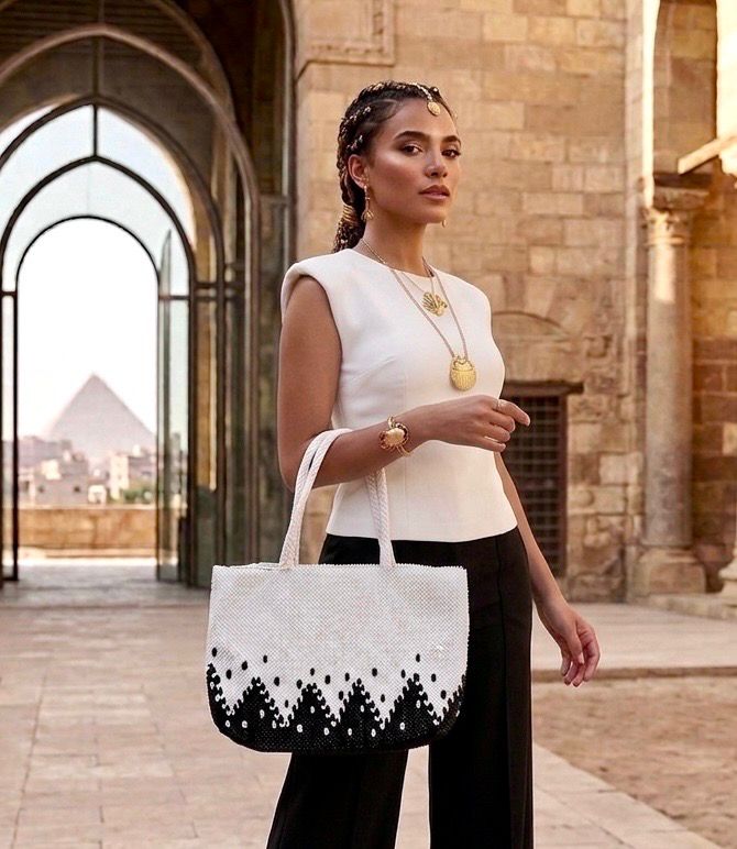 Woven Bag / 40*40 cm / شنطة نسيج