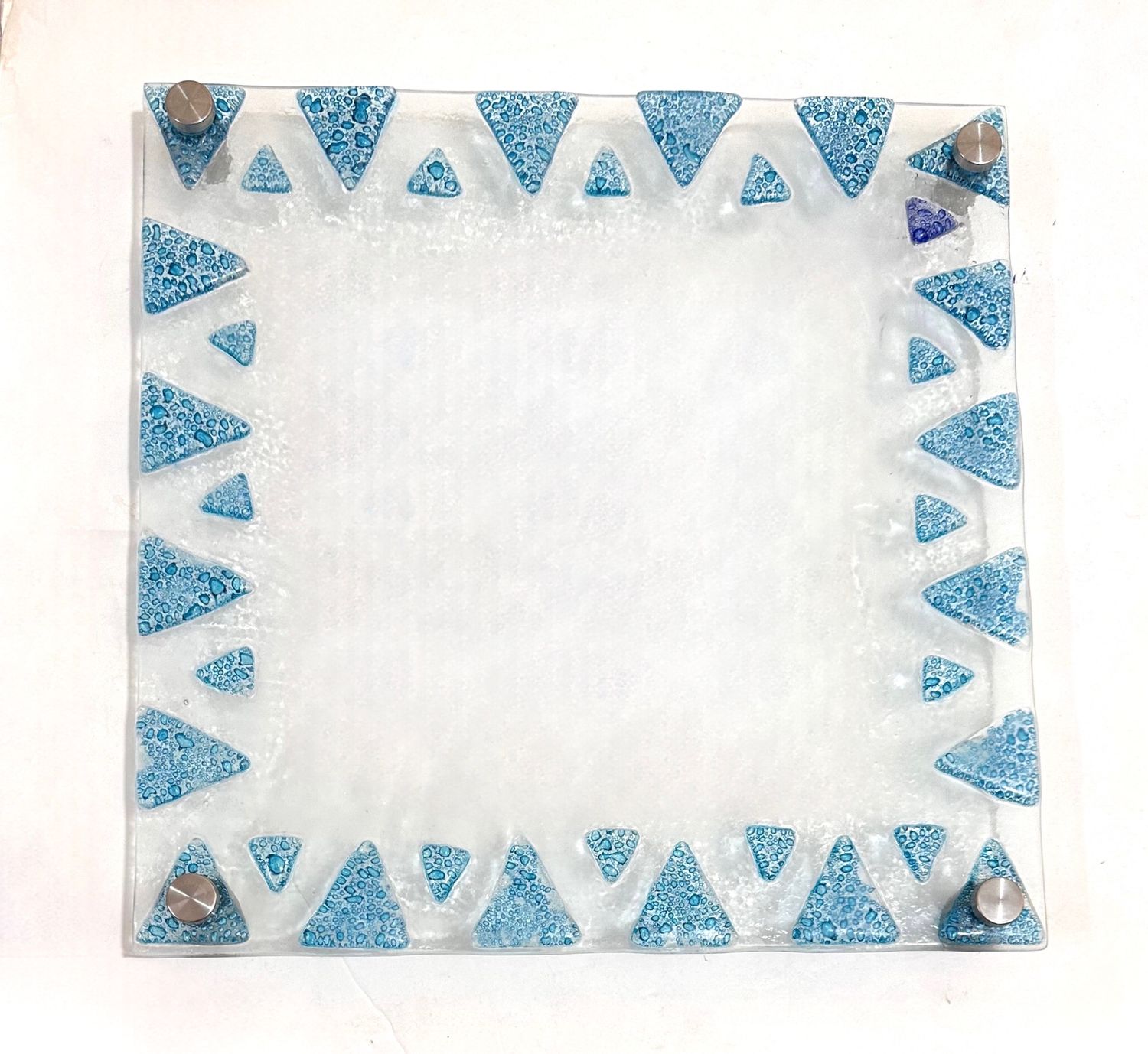 Coaster With Metal Stands / 35 cm / طبق مسطح بقوائم معدنية