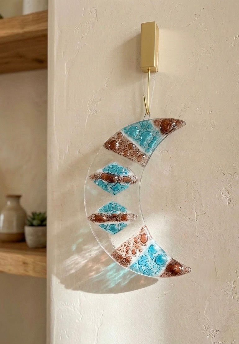 Glass Crescent Wall Hanging / 13*30 cm / علاقة حائط هلال من الزجاج