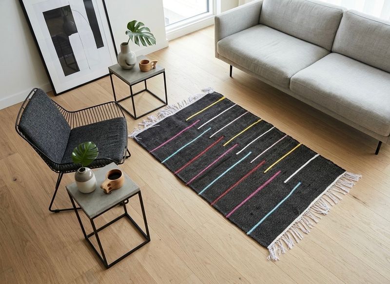 Woven Rug ( Plain With Colorful Lines ) / 70*100 cm / دواسة نسيج ( سادة مع خطوط ملونة )
