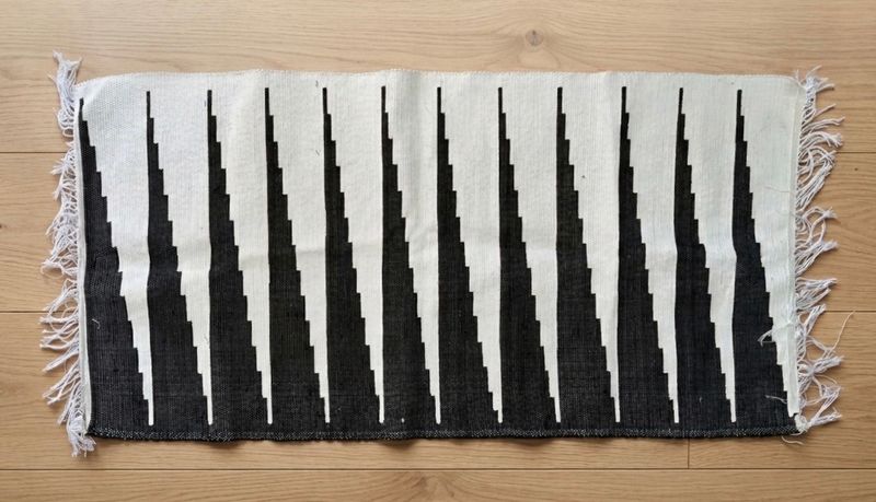 Woven Rug ( Long Triangles ) / 80*160 cm / سجادة نسيج ( مثلثات طويلة )