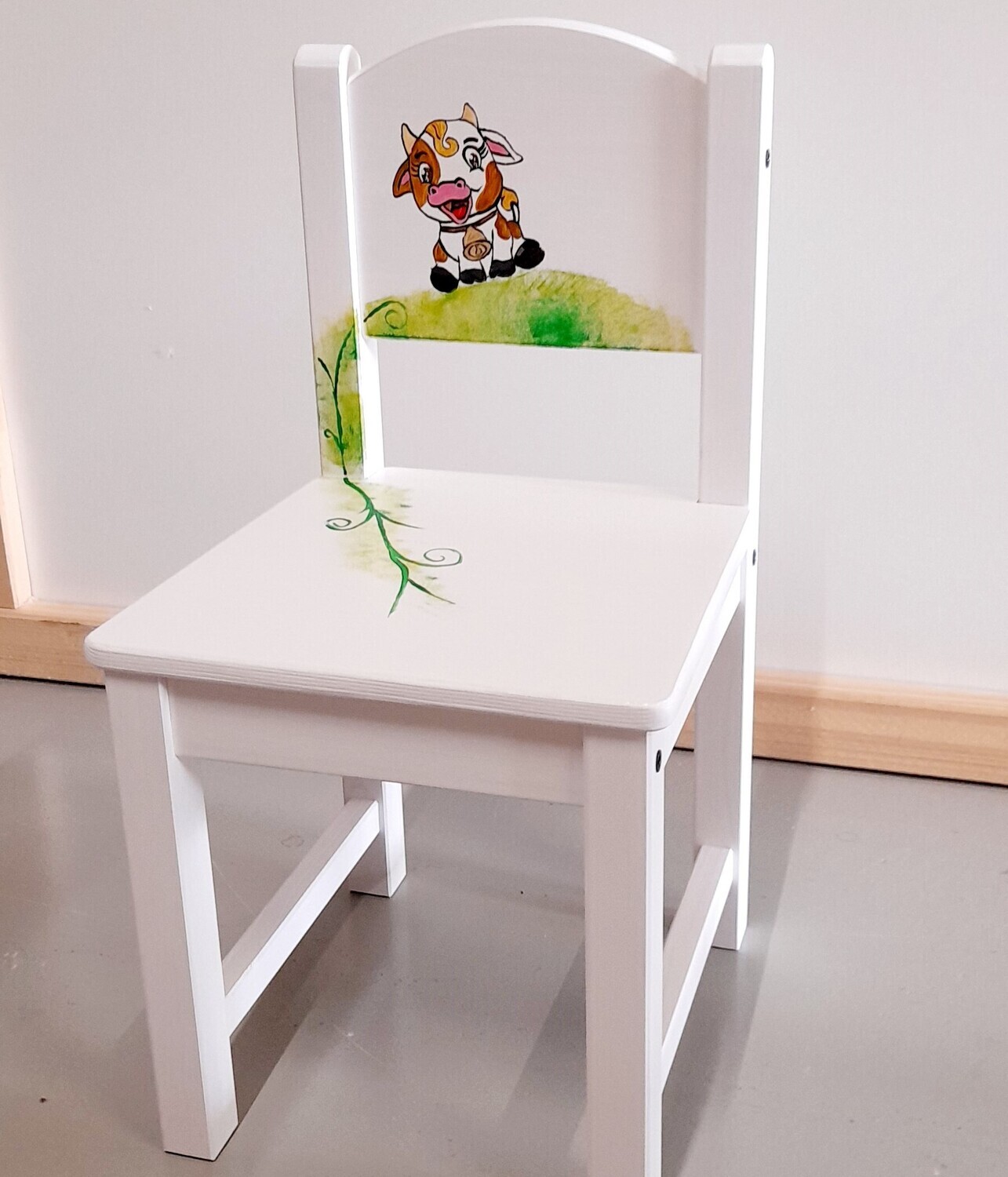 Kinderstuhl Kälbchen