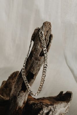 Collares