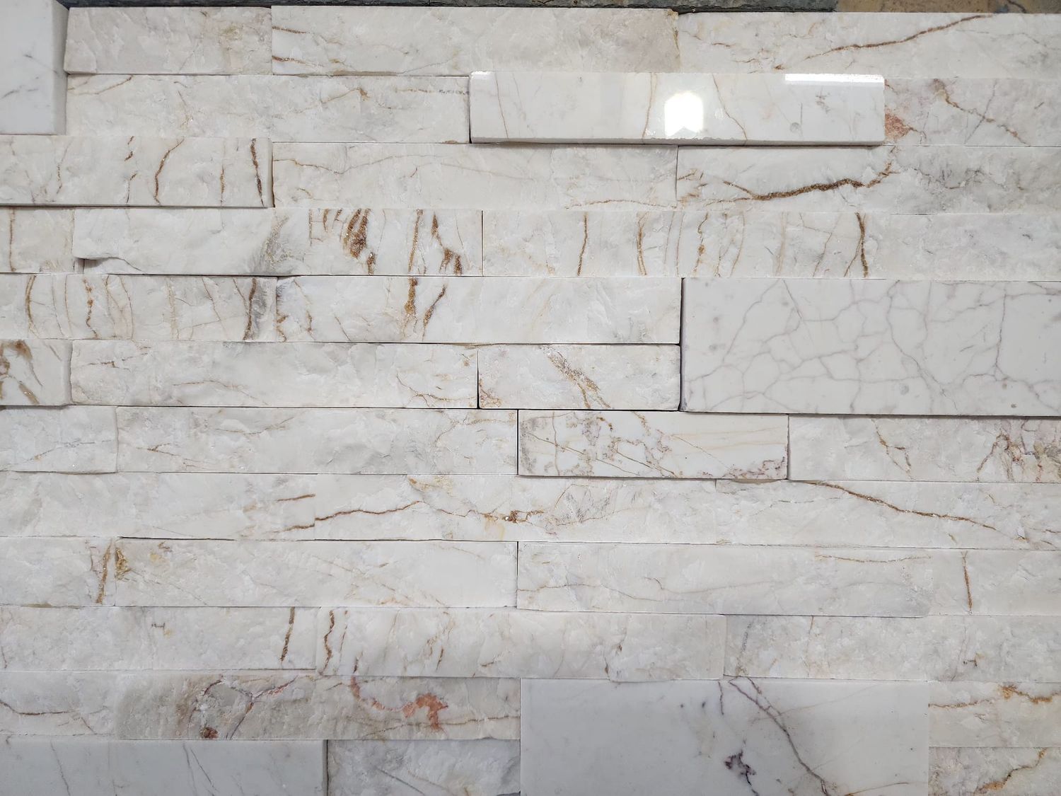 PIEDRA NATURAL SOFT GOLD 6X24