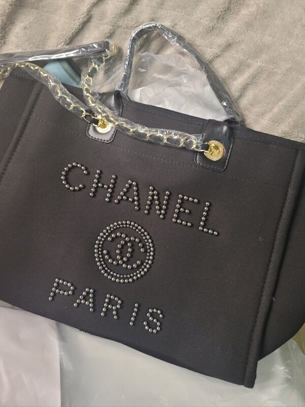 Black Pearl Tote