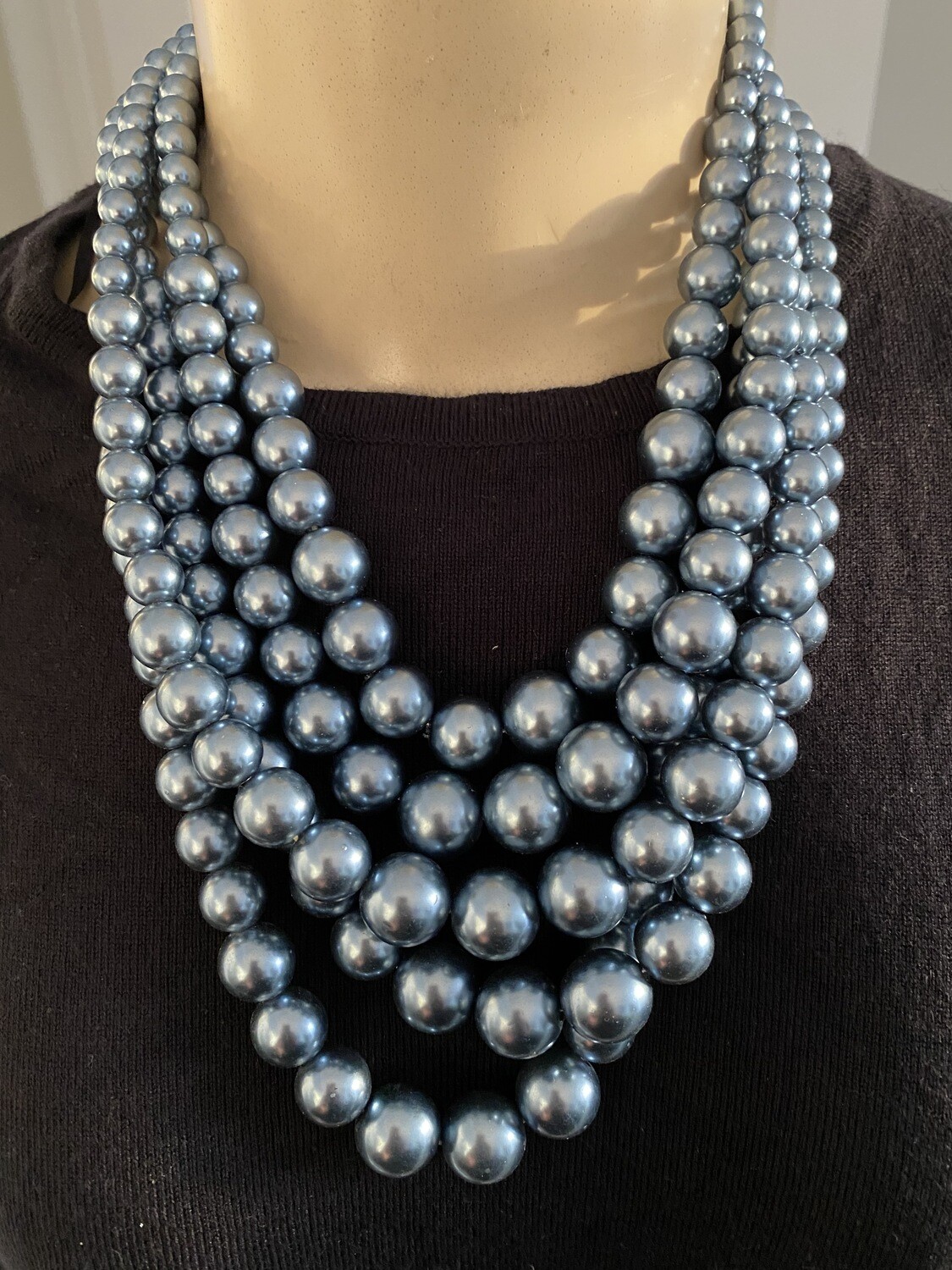 Gray Five Row Pearl Strand Necklace Set