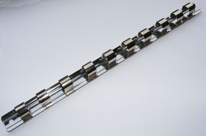 CONSOLIDATED TOOLS 1/2 DRIVE 260mm SOCKET RAIL + RETAINING CLIPS x 10