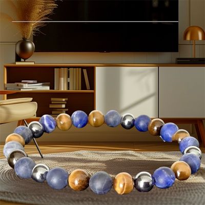 Excellence Royalty, Bracelet