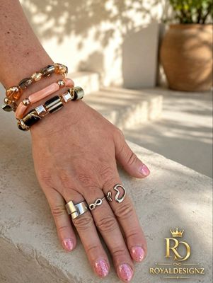 Tehillah Glory, Royalty Bracelet