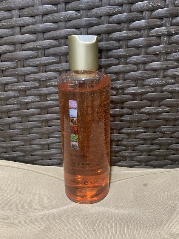 Gel de baño (con aceites esenciales de canela, rosas y menta)